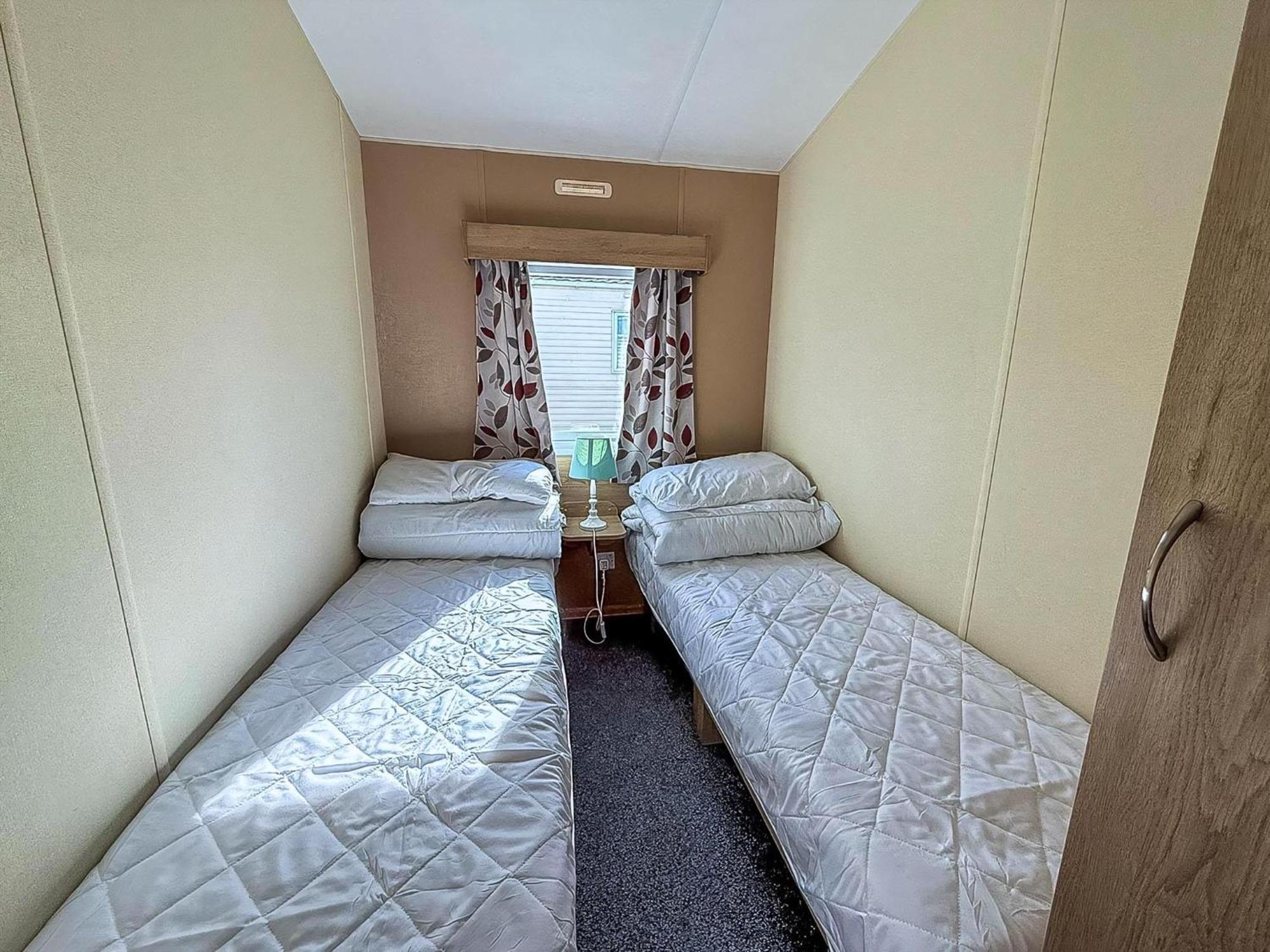 Lovely 6 Berth Caravan At Sunnydale Holiday Park Ref 35375S 劳斯 外观 照片