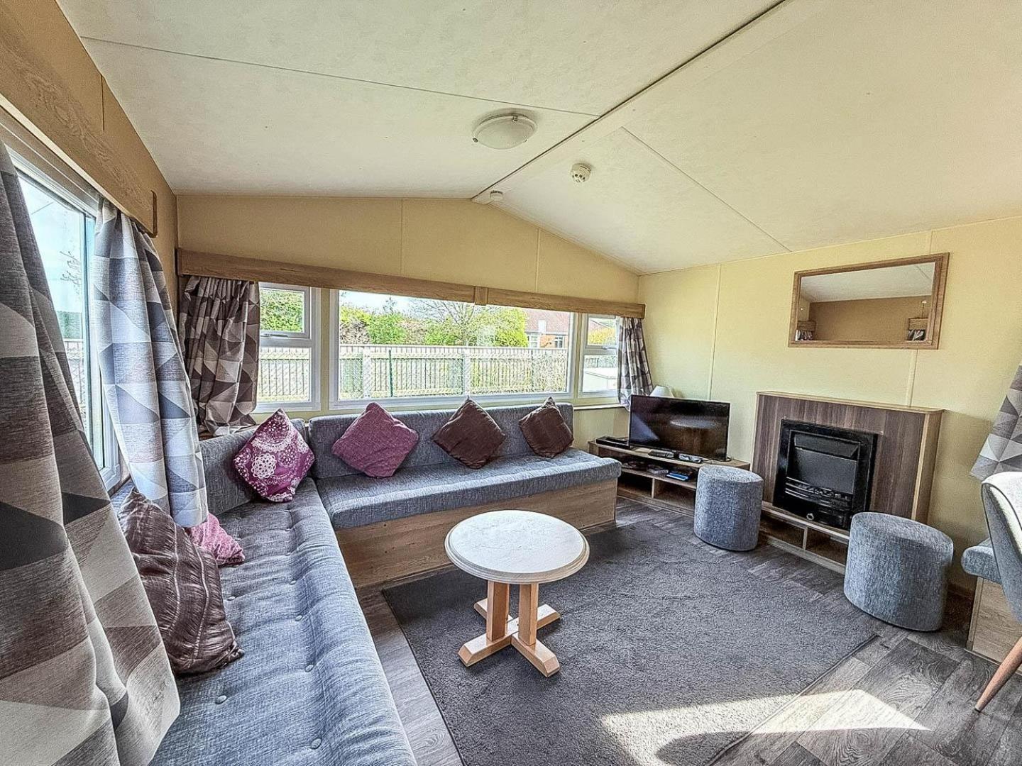 Lovely 6 Berth Caravan At Sunnydale Holiday Park Ref 35375S 劳斯 外观 照片